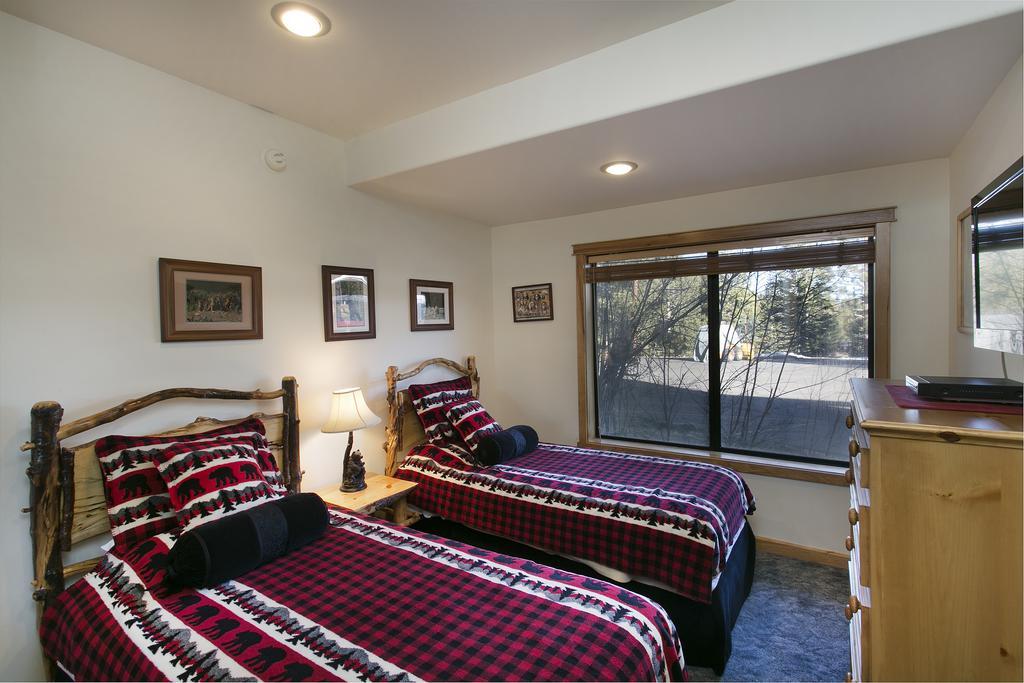 Mammoth Village Properties By 101 Great Escapes Mammoth Lakes Bilik gambar