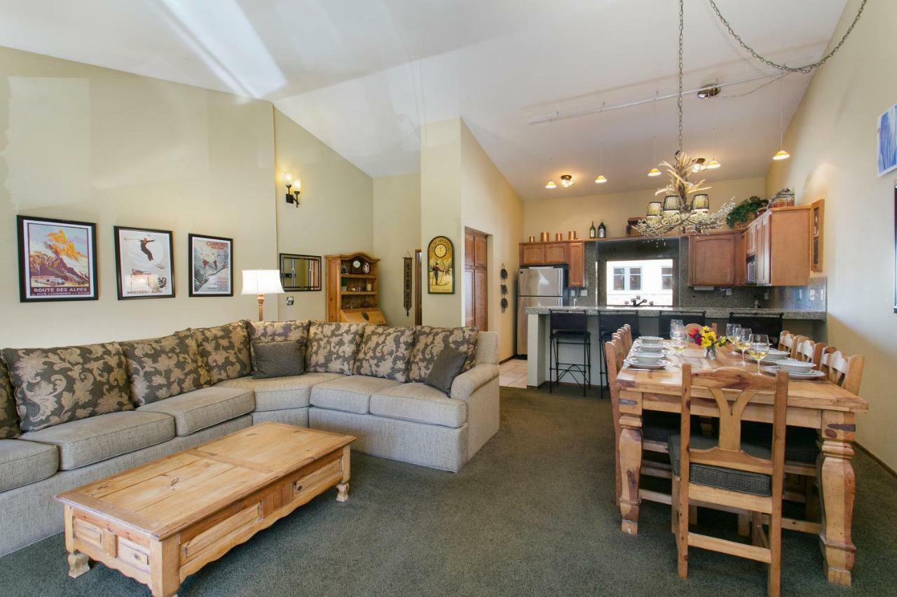 Mammoth Village Properties By 101 Great Escapes Mammoth Lakes Bilik gambar